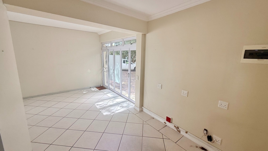 To Let commercial Property for Rent in Knysna Central Western Cape